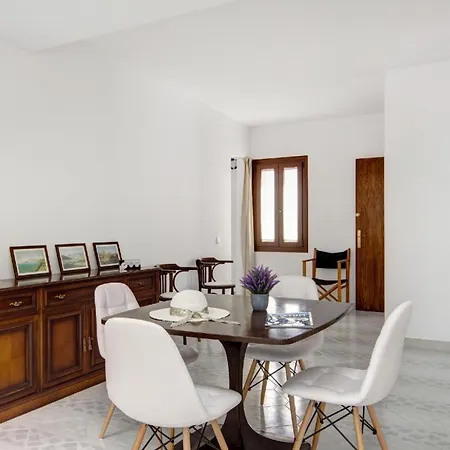 Ferienhaus Fuer 8 Personen Ca 150 Qm In Ciutadella, Menorca Westkueste Von Menorca Сasa de vacaciones Ciutadella (Menorca)