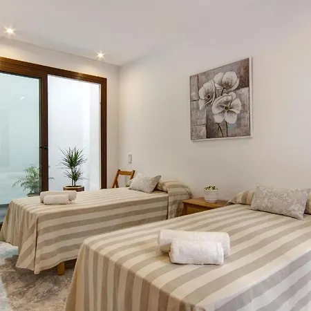 Ferienhaus Fuer 8 Personen Ca 150 Qm In Ciutadella, Menorca Westkueste Von Menorca * Ciutadella (Menorca)